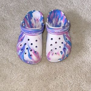 Crocs in like new condition